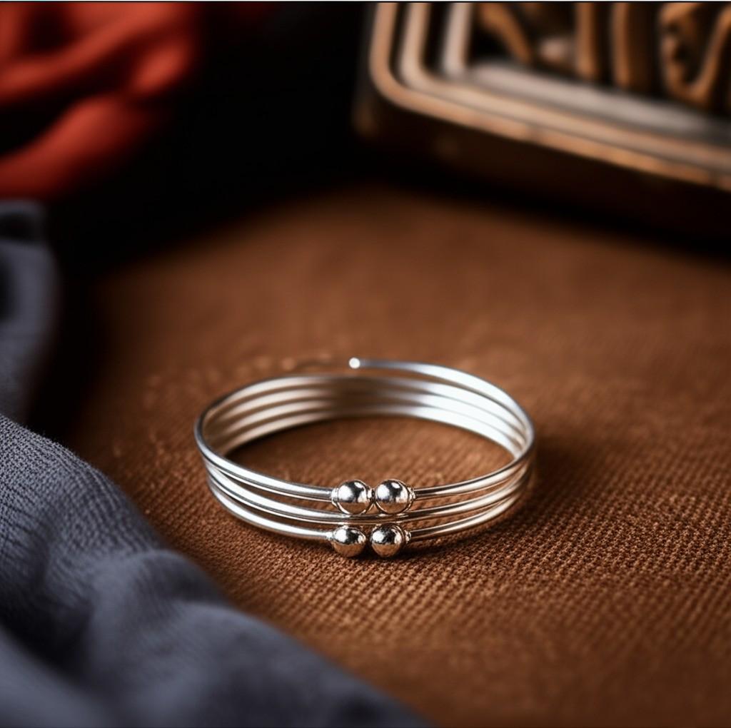 Beautiful Silver Bangle Set! Handmade 925 Sterling Silver Bangle set! 7 day Bangle! Simple Set Bangle! 7 Set Off Bangles! Stacking Bangles!