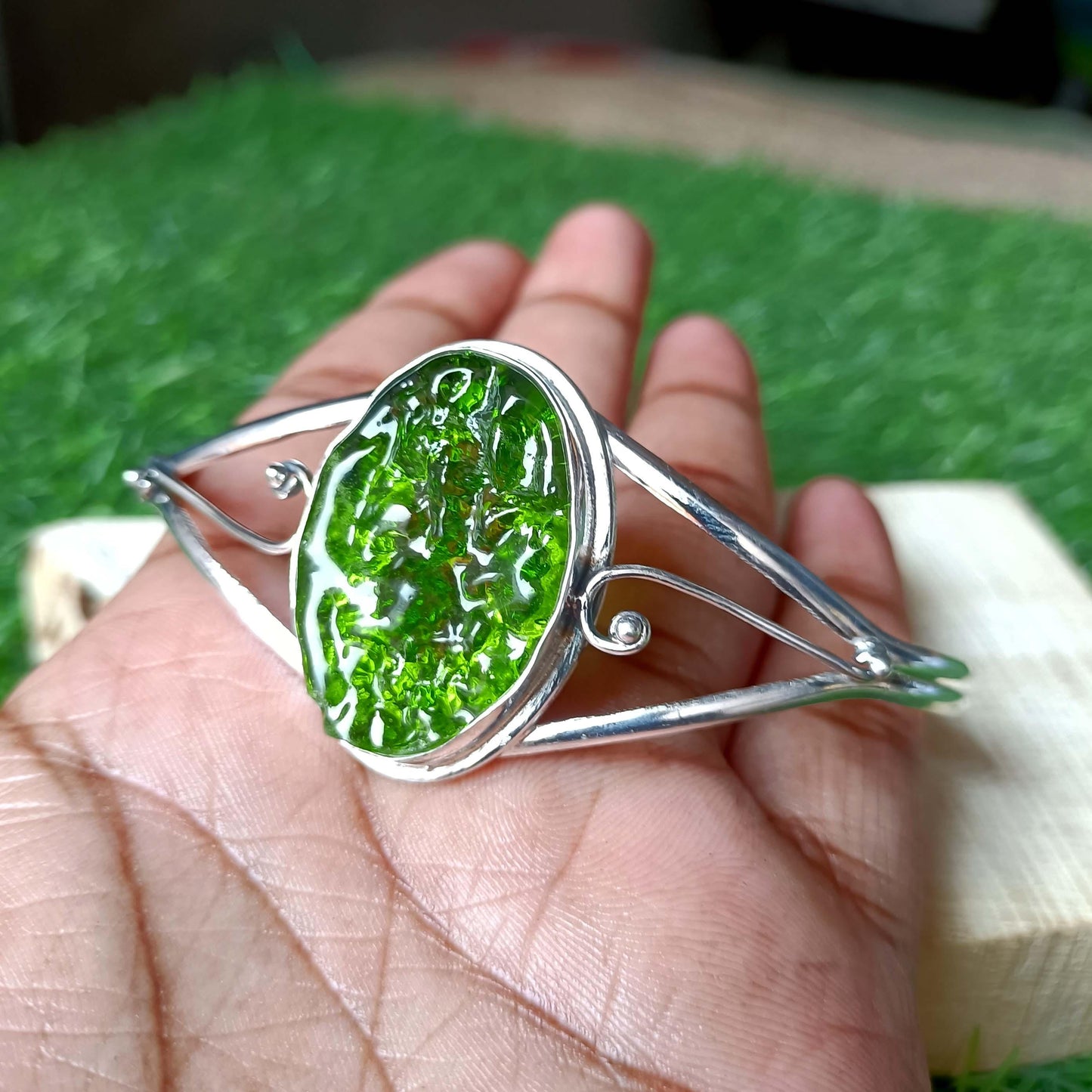 Moldavite Bangle, Handmade Bangle, Women Bangle, Gemstone Bangle, Moldavite Jewelry, 925 Silver Bangle, Dainty Bangle, Cuff Bangle