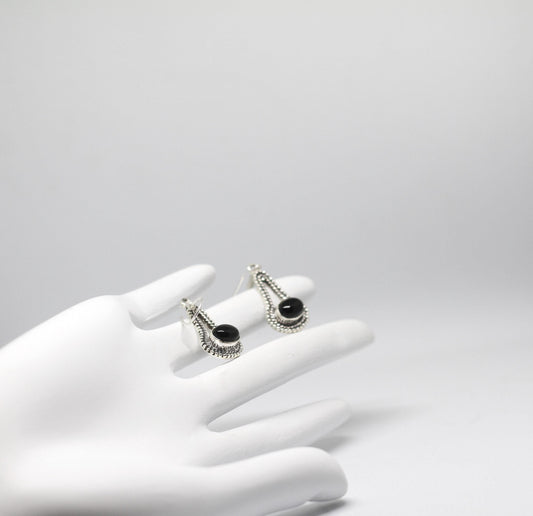 Black onyx earrings | Small Dangle Earrings | Handmade Earrings | Gemstone Earrings | Gift for her| Handmade jewelry |Black stone earrings