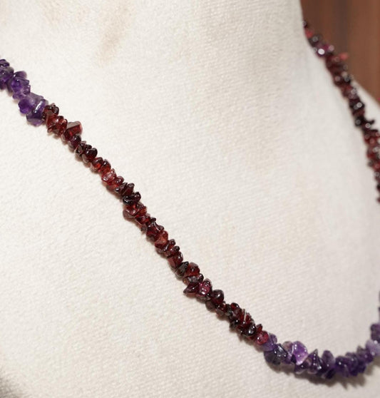 Amethyst necklace, Raw amethyst necklace, Garnet Necklace, Uncut Garnet Necklace Handmade Necklace, Gemstone Necklace, Dainty Necklace, Gift