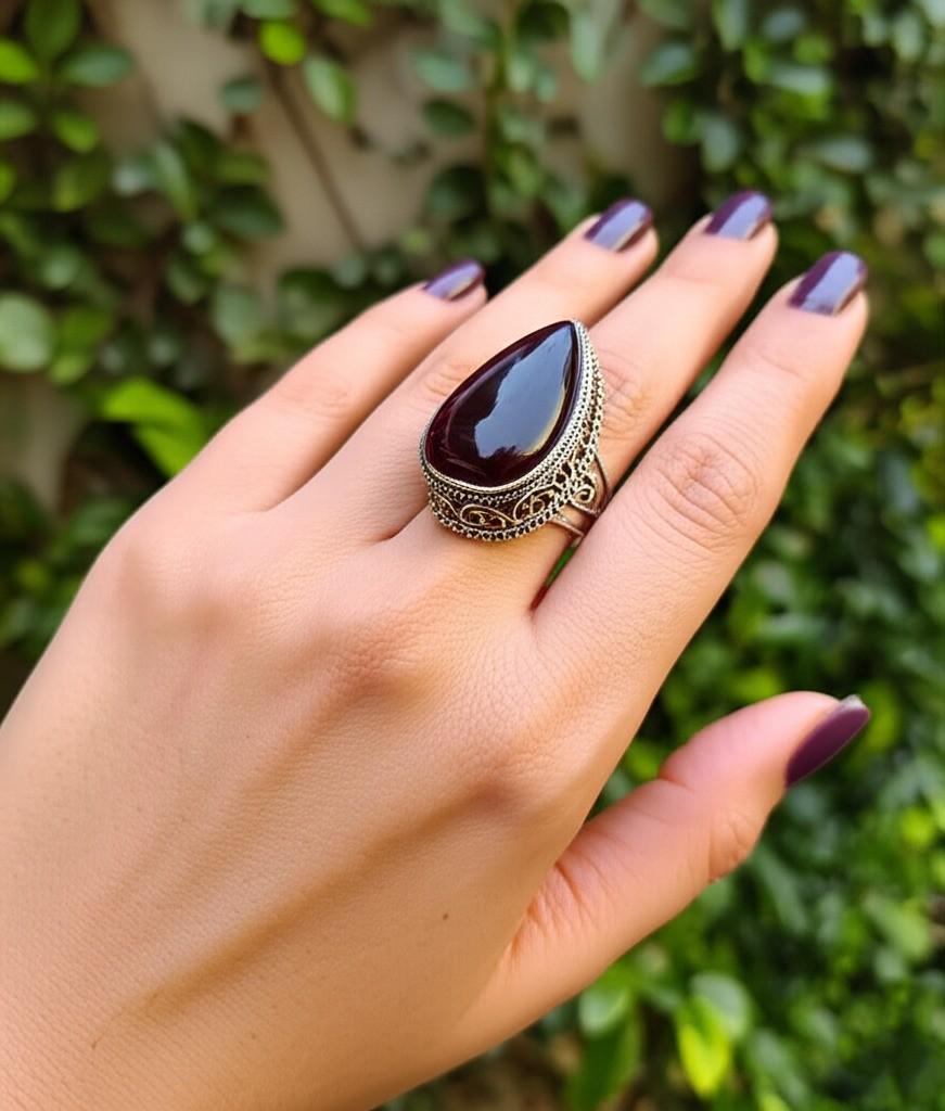 Handmade Garnet Ring - Sterling Silver - Unique Design, Natural Garnet Statement Ring - Artisan Crafted, Boho Garnet Ring - Gift for her