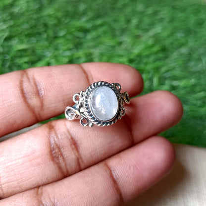 Moonstone Ring, Women Ring, Handmade Ring, 925 Sterling Silver Ring, Gemstone Ring, Statement Ring, Dainty Ring, Moonstone Jewelry