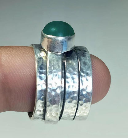 Green Onyx Spinner Ring | Sterling Silver Hammered Meditation Ring | Boho Statement Jewelry for Women | Handmade spinner ring | Anxiety Ring