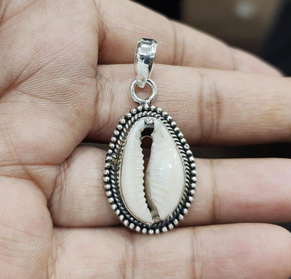 Cowrie Shell Pendant, 925 Silver Pendant, Cowrie Shell Jewelry, Women Pendant, Handmade Pendant, Dainty Pendant, Gemstone Pendant, Gift Her