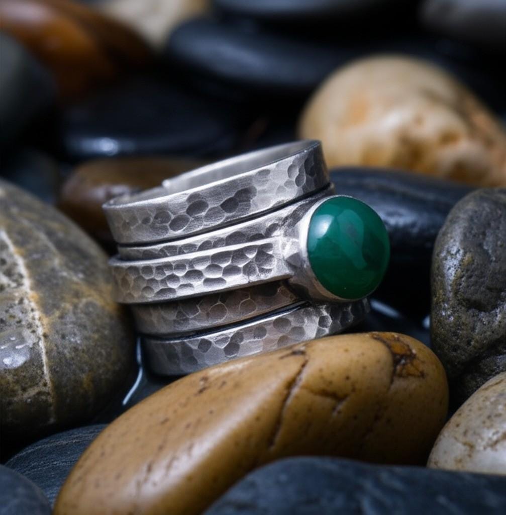 Green Onyx Spinner Ring | Sterling Silver Hammered Meditation Ring | Boho Statement Jewelry for Women | Handmade spinner ring | Anxiety Ring