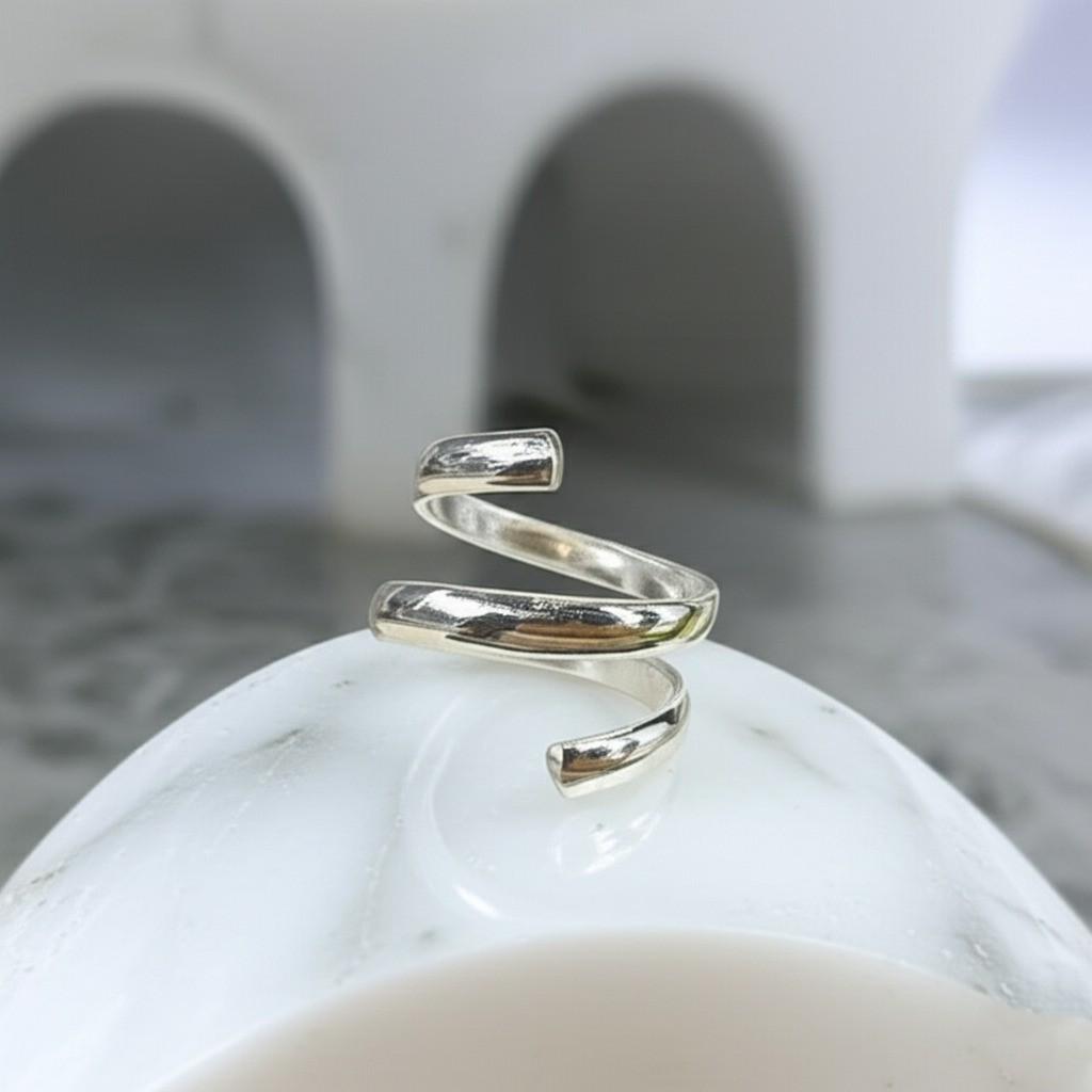 Adjustable Sterling Silver Wrap Ring, Hammered Thumb Ring, Handmade 925 Silver Ring Unique Gift for Her,  Open Band Ring, Spiral silver ring
