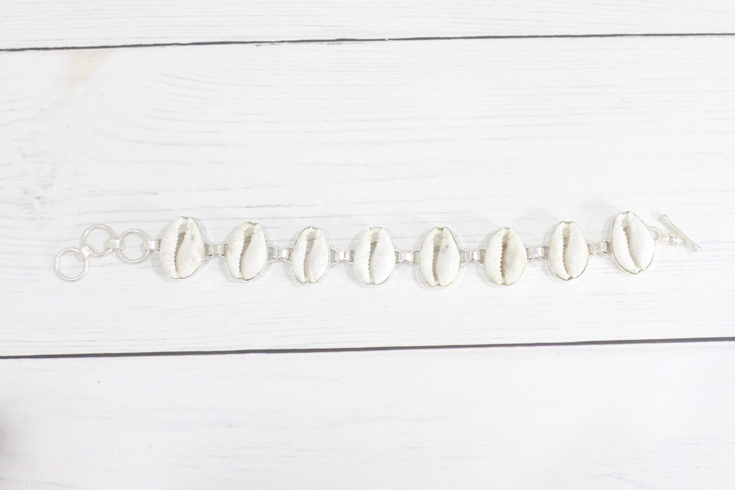 Cowry shell bracelet |Cowry shells |Shell bracelet | White shell bracelet | Handmade bracelet | Boho bracelet | Cowry shells |Women Bracelet