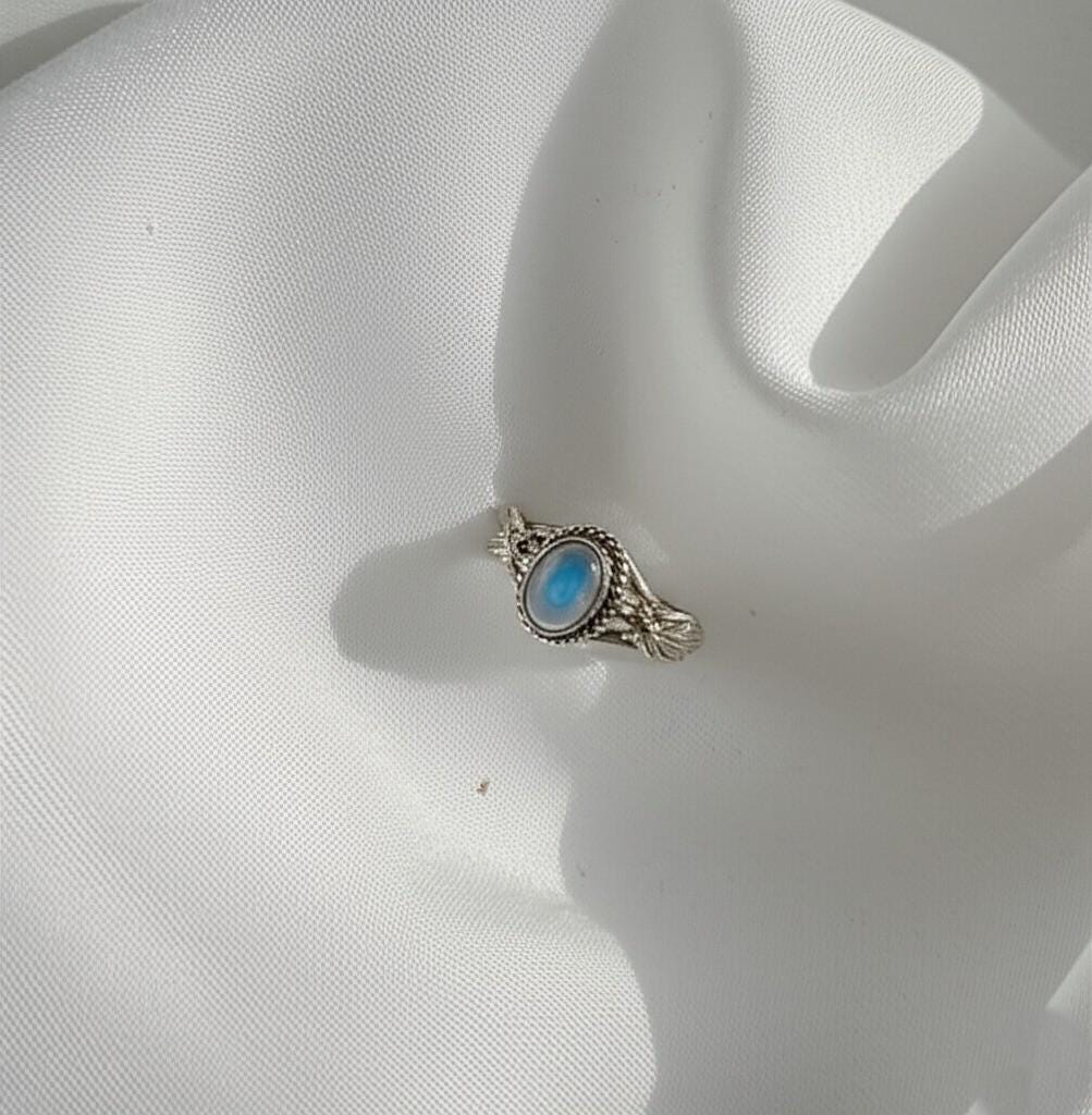 Antique Style Blue topaz Ring, Sterling Silver Topaz Ring, Oval Topaz Filigree Ring, Vintage Inspired Topaz Ring, Gift for Her, White topaz