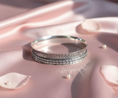 Silver Spinner Bangle, Sterling Silver Meditation Ring, Engraved Worry Bangle, Anxiety Relief Jewelry, Wide Band Boho Gift for Her