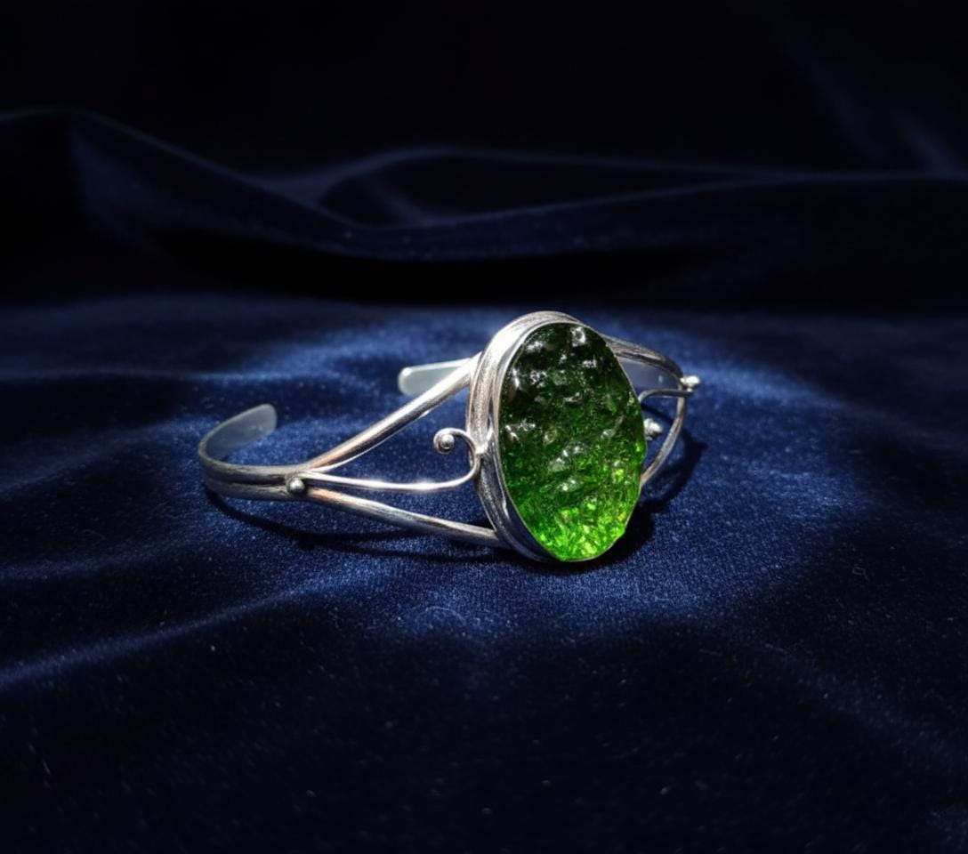 Moldavite Bangle, Handmade Bangle, Women Bangle, Gemstone Bangle, Moldavite Jewelry, 925 Silver Bangle, Dainty Bangle, Cuff Bangle