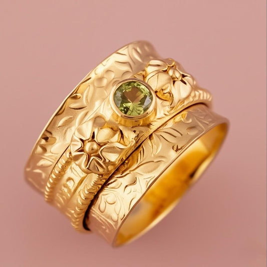 Boho Spinner Ring with Peridot, Textured Gold Band, Anxiety Relief Jewelry, Peridot Gold Ring, Floral Engraved Spinner, August Birthstone