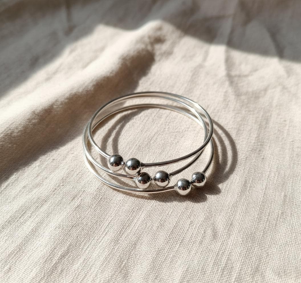 Beautiful Silver Bangle Set! Handmade 925 Sterling Silver Bangle set! 7 day Bangle! Simple Set Bangle! 7 Set Off Bangles! Stacking Bangles!
