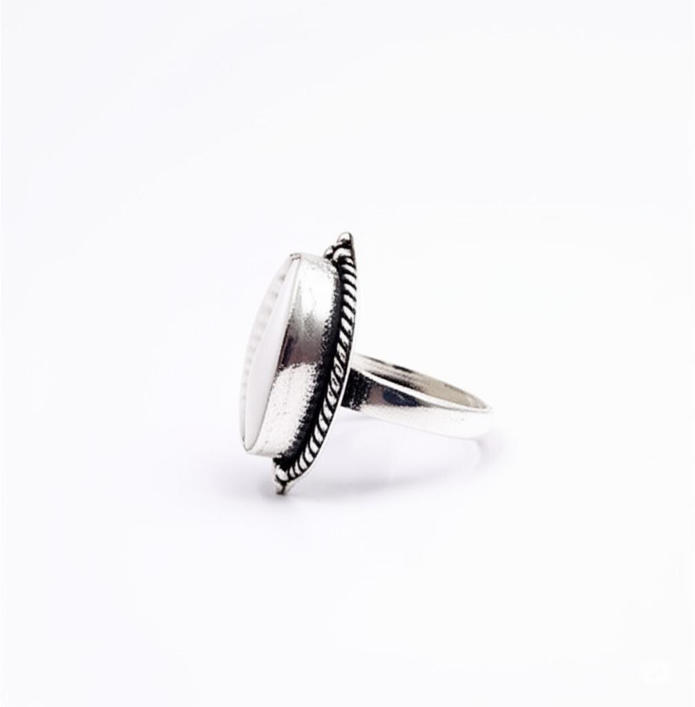 Cowrie Shell Ring, Genuine Cowrie Shell Silver Ring, Unique Shell Ring in Sterling Silver, Minimalist Cowrie Shell Ring, Handmade ring