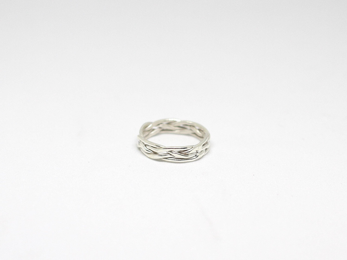 Minimalist silver ring | Minimalist | Minimalist jewelry | Dainty silver ring | Braided Silver Ring | Braided Design | Women Ring | Gift her