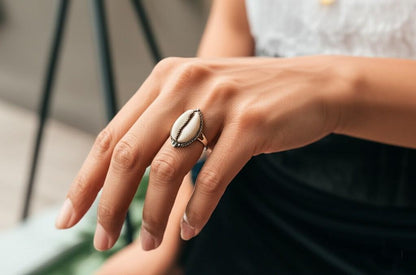 Cowrie Shell Ring, Genuine Cowrie Shell Silver Ring, Unique Shell Ring in Sterling Silver, Minimalist Cowrie Shell Ring, Handmade ring