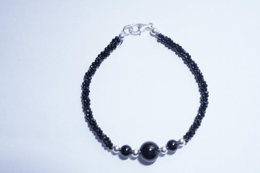 Black spinel bracelet, Black spinel, Handmade Bracelet, Agate Bracelet, Black bracelet, Black spinel jewelry, Black bead bracelet, Gift Her