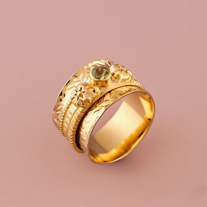 Boho Spinner Ring with Peridot, Textured Gold Band, Anxiety Relief Jewelry, Peridot Gold Ring, Floral Engraved Spinner, August Birthstone