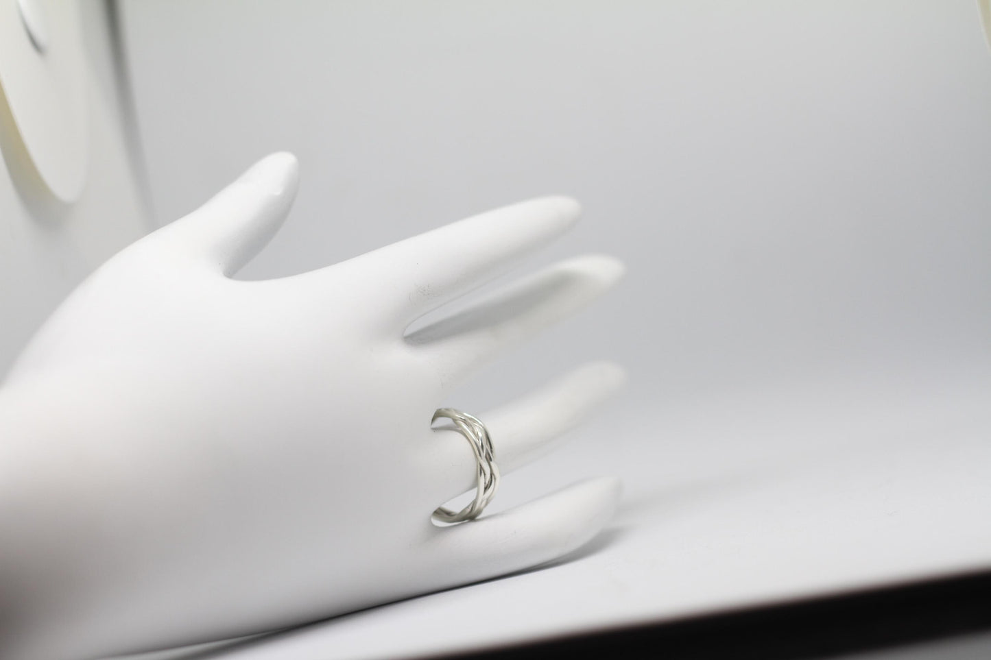 Minimalist silver ring | Minimalist | Minimalist jewelry | Dainty silver ring | Braided Silver Ring | Braided Design | Women Ring | Gift her