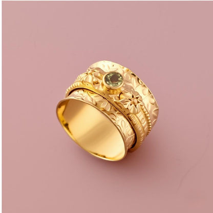 Boho Spinner Ring with Peridot, Textured Gold Band, Anxiety Relief Jewelry, Peridot Gold Ring, Floral Engraved Spinner, August Birthstone