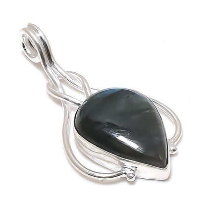 Labradorite Pendant, Gemstone Pendant, 925 Silver Pendant, Natural Labradorite, Women Pendant, Dainty Pendant, Statement Pendant