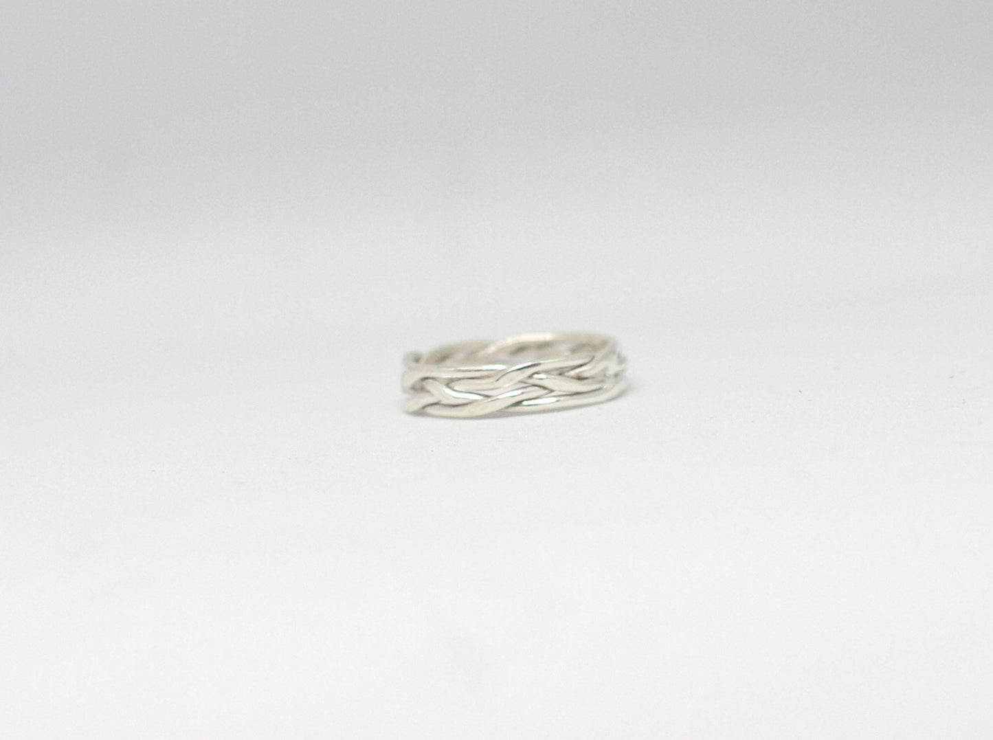 Minimalist silver ring | Minimalist | Minimalist jewelry | Dainty silver ring | Braided Silver Ring | Braided Design | Women Ring | Gift her