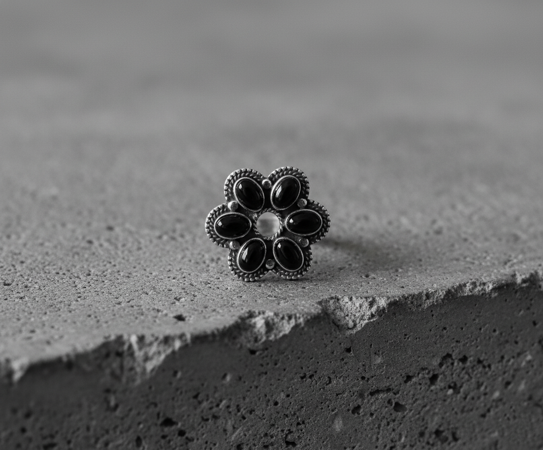 Black Onyx Flower Ring 925 Sterling Silver Statement Floral Ring