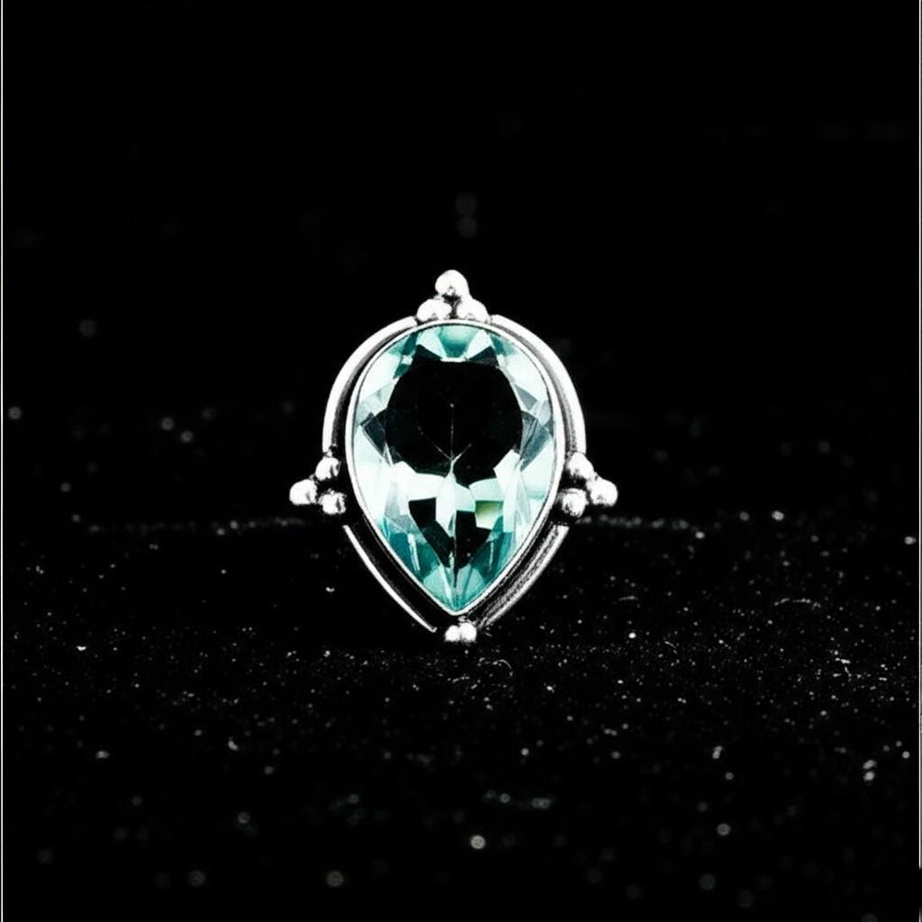 Handmade Aquamarine Ring for Women - Sterling Silver Teardrop Gemstone, Sterling Silver ring, Handmade Gift for Women, Clear stone Ring