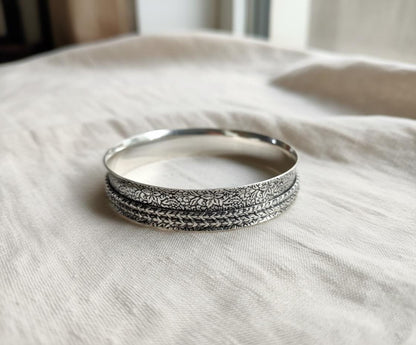 Silver Spinner Bangle, Sterling Silver Meditation Ring, Engraved Worry Bangle, Anxiety Relief Jewelry, Wide Band Boho Gift for Her