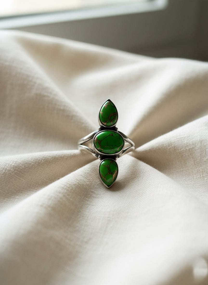 Matrix Trio Ring, Emerald Green Veined Statement Ring, Three Stone Green Matrix, Silver Ring, Handmade silver ring, Gold Gemstone Ring, Gift