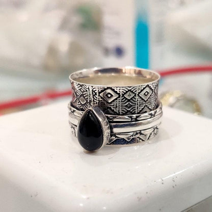Stylish Stress Relief Black Onyx Thumb Ring, Silver Spinner Band, Gemstone Spinner Ring, Anxiety Reliever, Gemstone Ring, Handmade Onyx Ring
