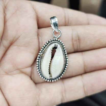 Cowrie Shell Pendant, 925 Silver Pendant, Cowrie Shell Jewelry, Women Pendant, Handmade Pendant, Dainty Pendant, Gemstone Pendant, Gift Her