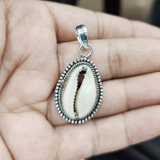 Cowrie Shell Pendant, 925 Silver Pendant, Cowrie Shell Jewelry, Women Pendant, Handmade Pendant, Dainty Pendant, Gemstone Pendant, Gift Her