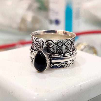 Stylish Stress Relief Black Onyx Thumb Ring, Silver Spinner Band, Gemstone Spinner Ring, Anxiety Reliever, Gemstone Ring, Handmade Onyx Ring