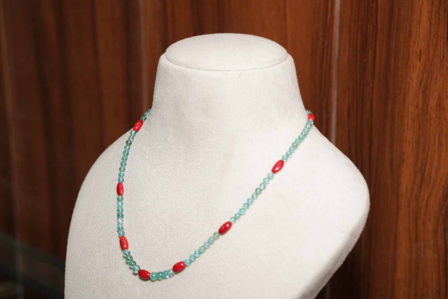 Apatite Necklace, Coral Beaded Necklace, Statement Jewelry, Handmade Jewelry, Natural Stone Jewelry, Beaded Necklace for Women, Gift for her