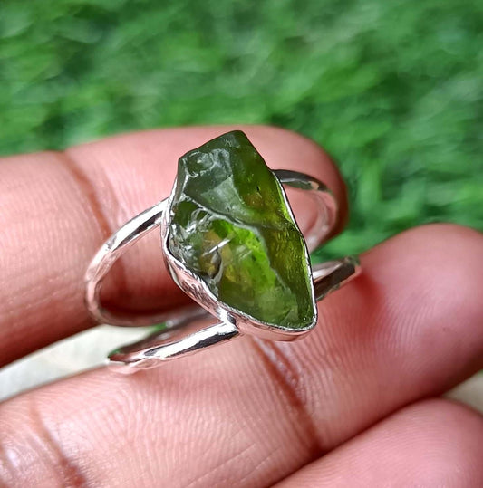 Moldavite  Ring, Handmade Ring, 925 Silver Ring, Natural Moldavite , Dainty Ring, Raw Gemstone Ring, Moldavite Women Ring, Statement Ring
