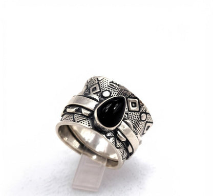 Stylish Stress Relief Black Onyx Thumb Ring, Silver Spinner Band, Gemstone Spinner Ring, Anxiety Reliever, Gemstone Ring, Handmade Onyx Ring