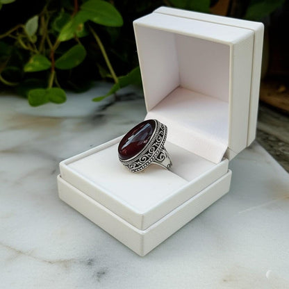 Handmade Garnet Ring - Sterling Silver - Unique Design, Natural Garnet Statement Ring - Artisan Crafted, Boho Garnet Ring - Gift for her