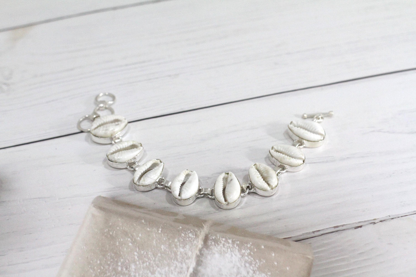 Cowry shell bracelet |Cowry shells |Shell bracelet | White shell bracelet | Handmade bracelet | Boho bracelet | Cowry shells |Women Bracelet