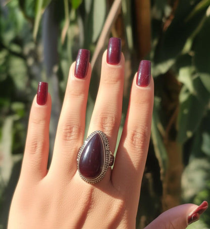 Handmade Garnet Ring - Sterling Silver - Unique Design, Natural Garnet Statement Ring - Artisan Crafted, Boho Garnet Ring - Gift for her