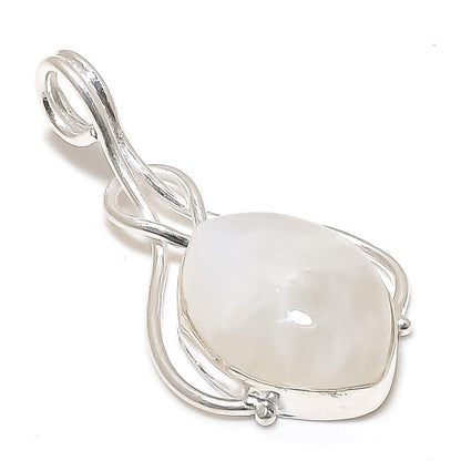Labradorite Luster Pendant, Moonstone Pendant, Women Pendent, White Pendent, Birthday Gift, Gift for her, Anniversary gift, Handmade Pendent