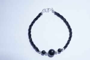 Black spinel bracelet