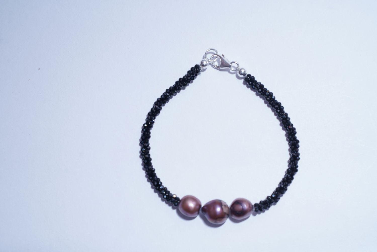 Spinel & Baroque Pearl Bracelet, Baroque pearl bracelet, Baroque bracelet, Large baroque pearl, Pearl bracelet, Spinel Bracelet, Gift 4 Her