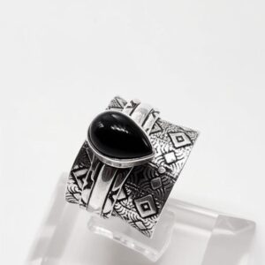 Stylish Stress Relief Black Onyx Thumb Ring, Silver Spinner Band, Gemstone Spinner Ring, Anxiety Reliever, Gemstone Ring, Handmade Onyx Ring
